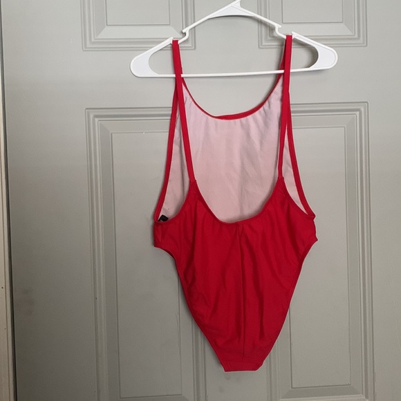 Large Fashion nova squad swimsuit - Picture 5 of 8